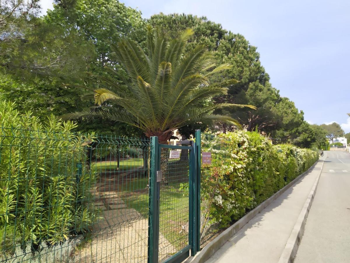 Studio Paradise Entre Mer Et Pins Saint-Raphaël Exteriör bild